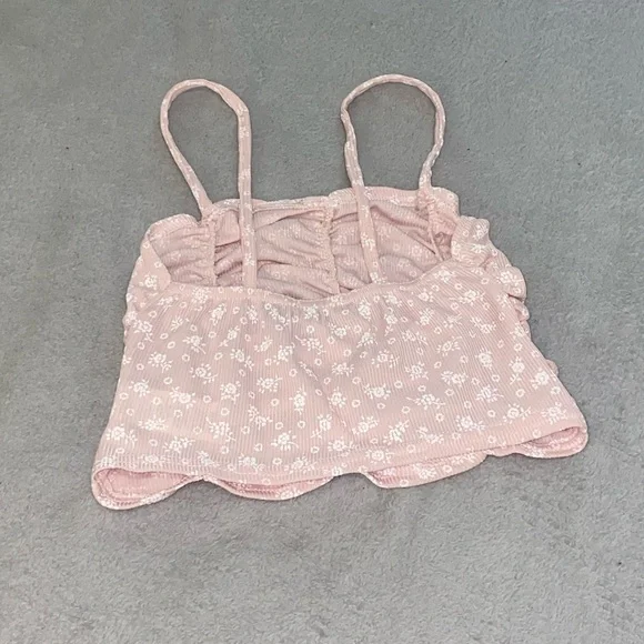 Boohoo Pink Crop Top - Picture 2 of 3